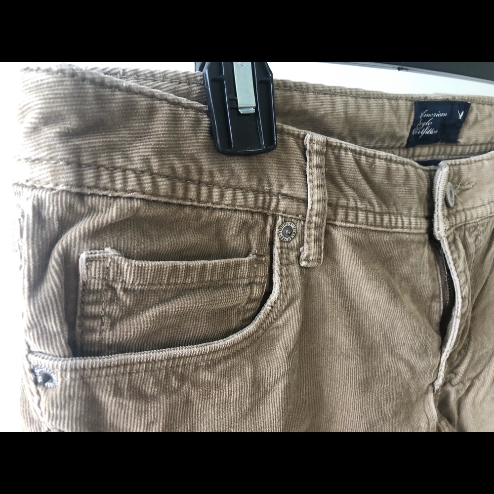AE Stretch Tan Cropped Corduroy — EUC